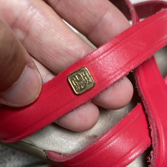 Women’s sz 8.5 red Sunjuns Sharons G. H. Bass & Co leather thong good condition - Picture 7 of 11